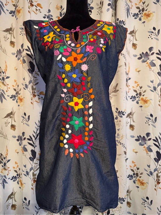 Handmade Dresses & Skirts - Embroidered Floral Mexican Tunic Dress - with Multicolor Floral Embroidery